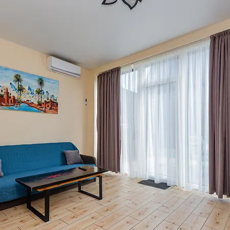 Kopu Ramybe 아파트 팔랑가